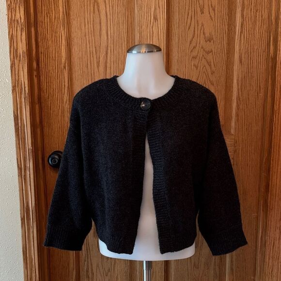VINCE Cashmere 3/4 Sleeve One Button Cropped Cardigan - Picture 2 of 9